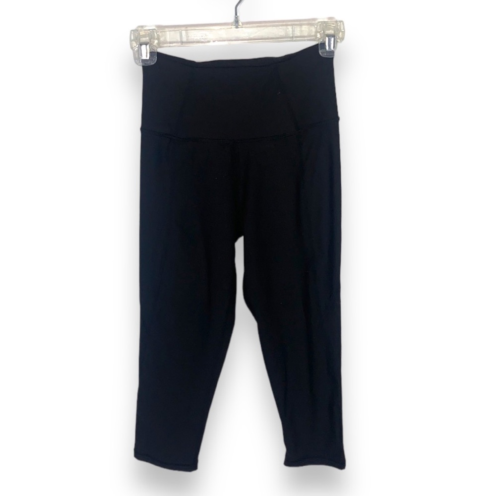 Kinesis Black Stretch Performance Capri Leggings (Size XS)